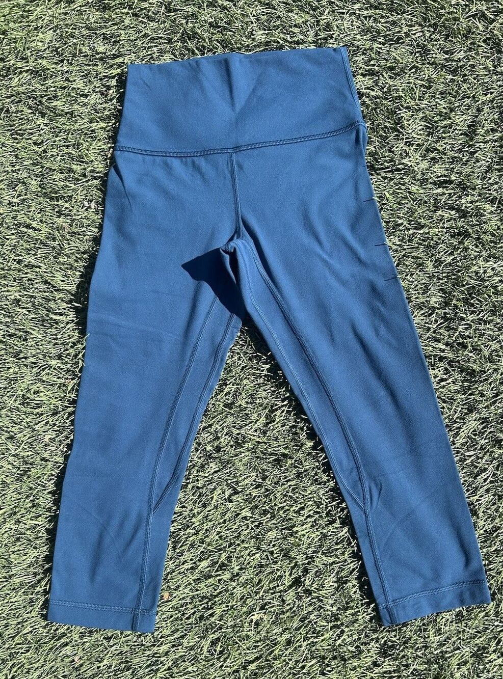 Lululemon Align High Rise Crop Leggings Size 4 Deep Teal Nulu Yoga Athletic